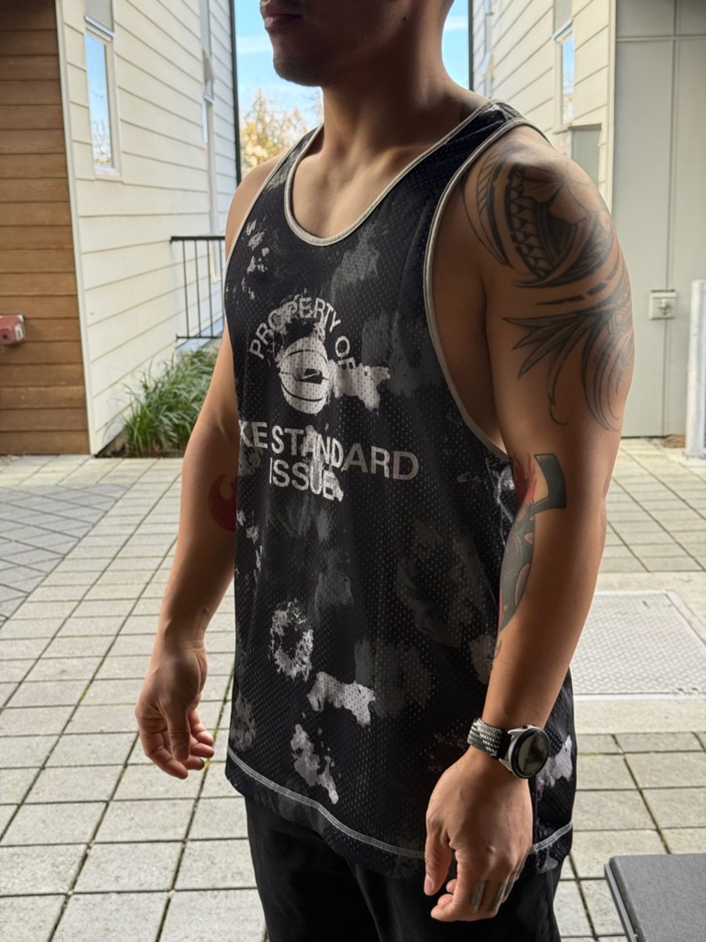 Nike Standard Issue Double-Layer Mesh basketball tank